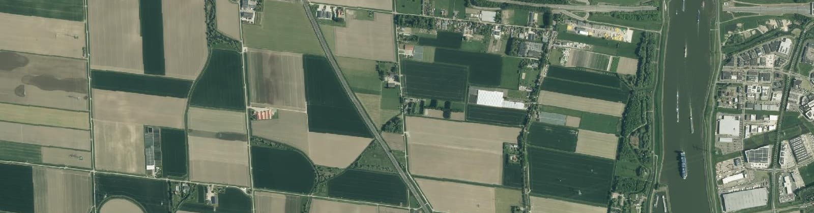 Luchtfoto van 's-Gravendeel Buitengebied
