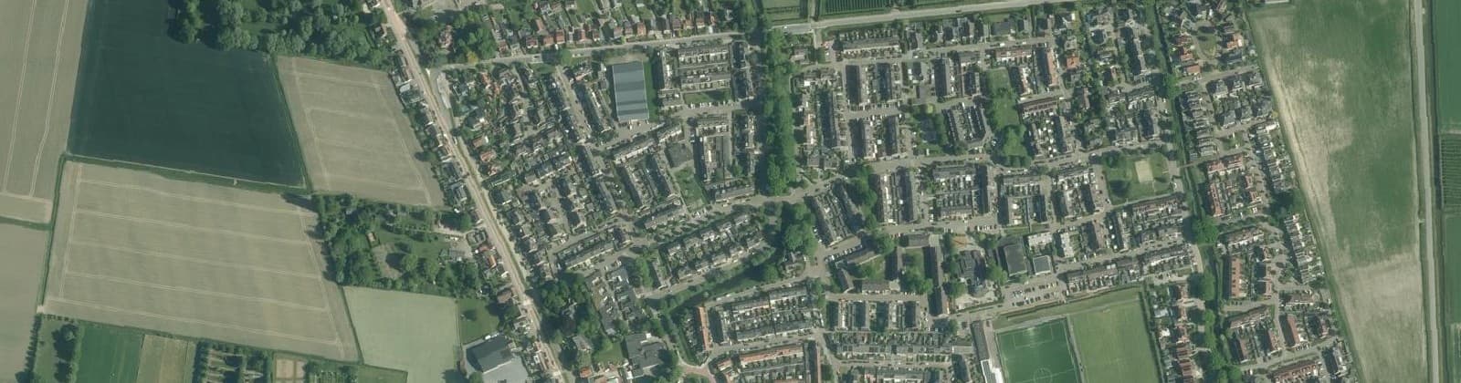 Luchtfoto van Klaaswaal Woonkern