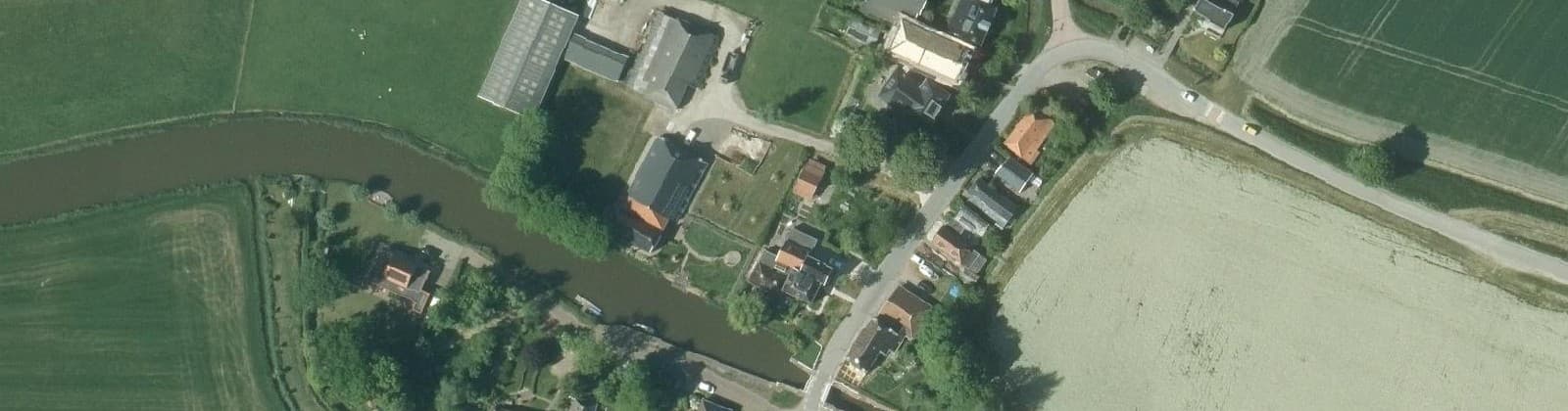 Luchtfoto van Schouwerzijl