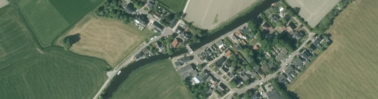 Luchtfoto van Pieterzijl