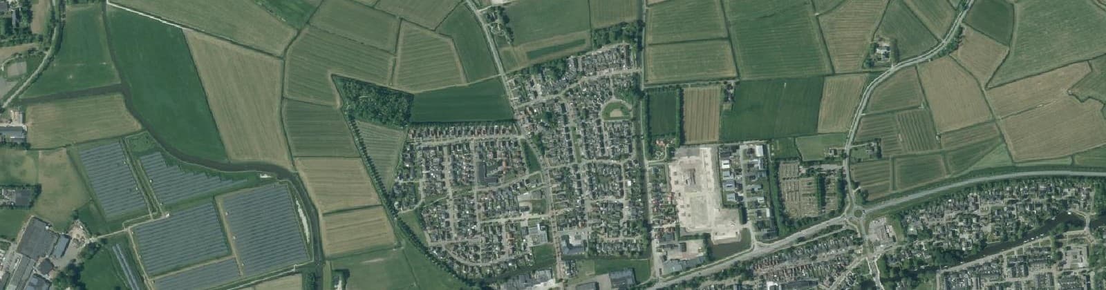 Luchtfoto van Dokkum Weeshuislanden