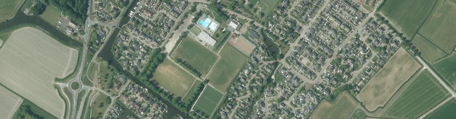 Luchtfoto van Hallum