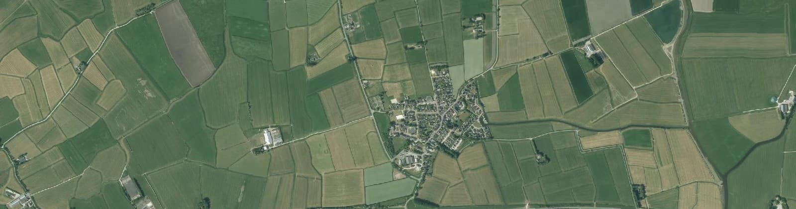Luchtfoto van Verspreide huizen Burum