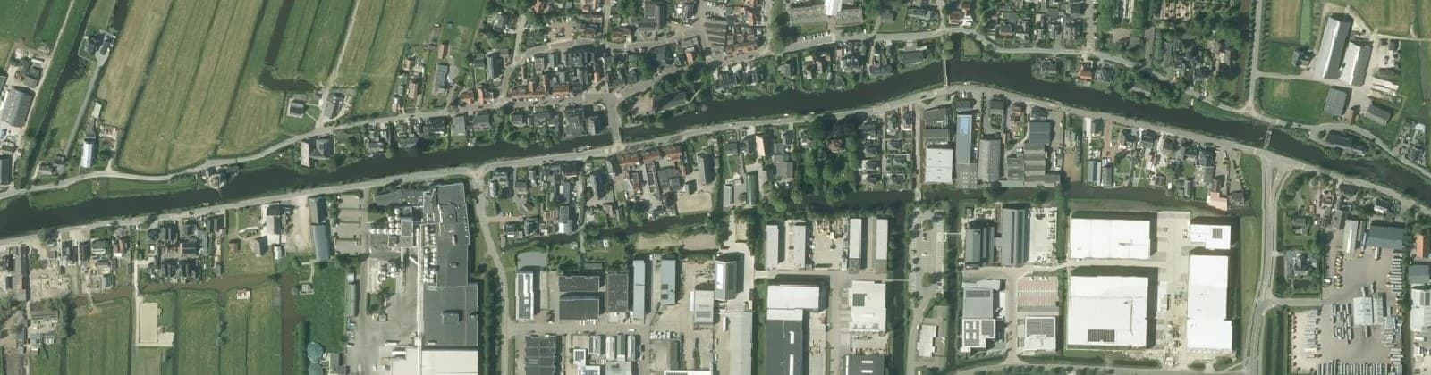 Luchtfoto van Bleskensgraaf-Dorp