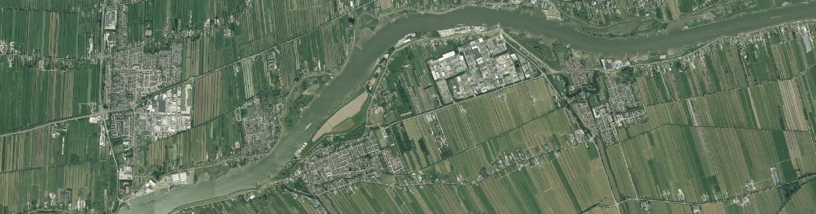 Luchtfoto van Dijkgebied-Groot-Ammers