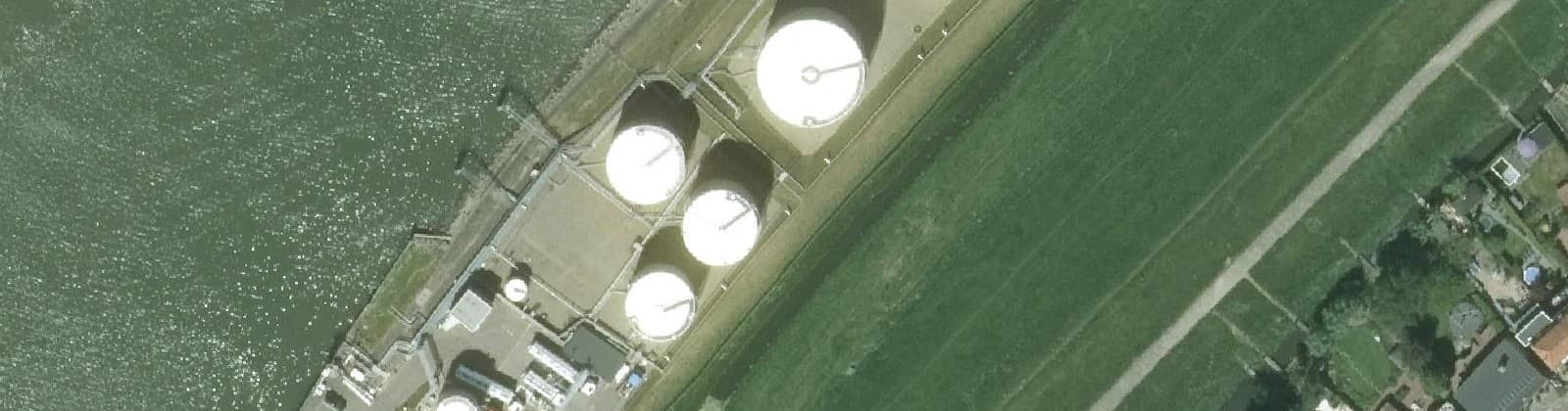 Luchtfoto van Groot-Ammers-Haven