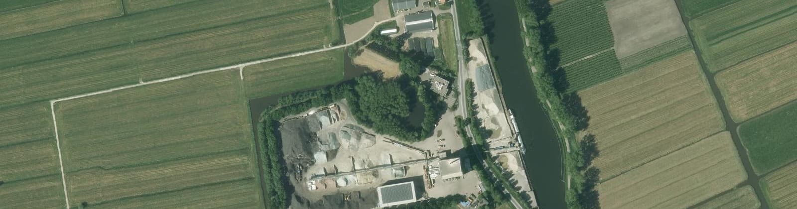 Luchtfoto van Hoogblokland-Bazeldijk