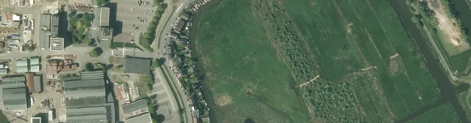 Luchtfoto van Kinderdijk-Dorp