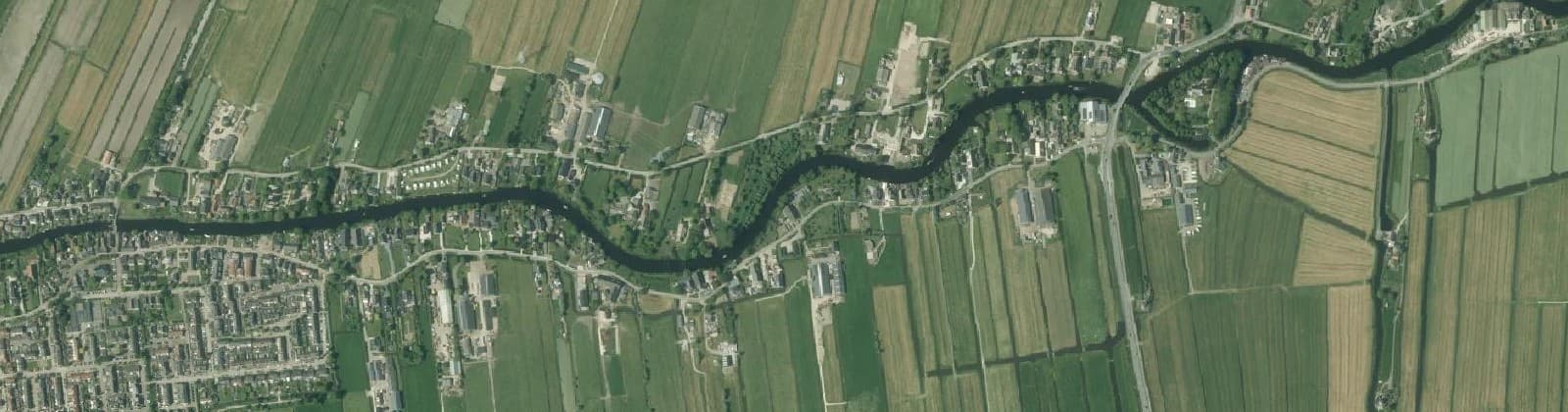 Luchtfoto van Oud-Alblas-Oost