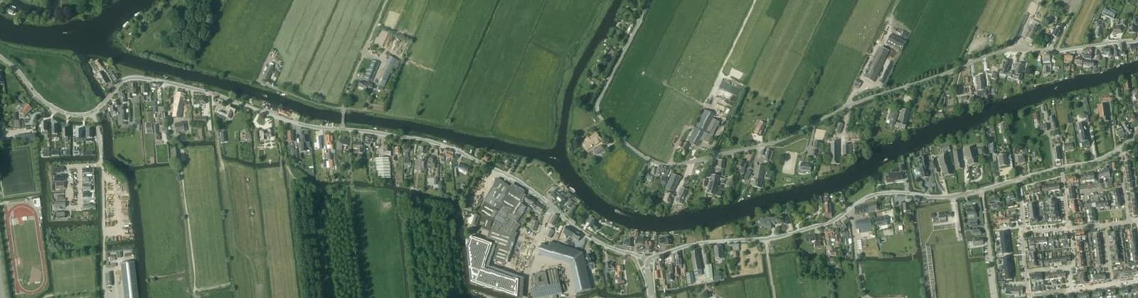 Luchtfoto van Oud-Alblas-West