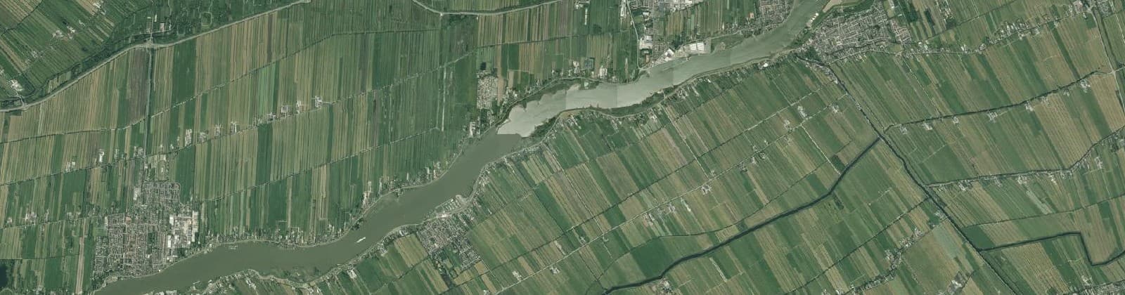Luchtfoto van Dijkgebied-Streefkerk