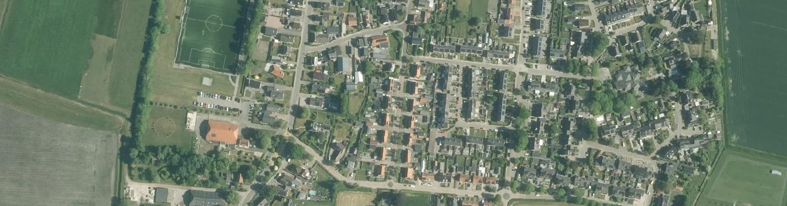 Luchtfoto van Wagenborgen