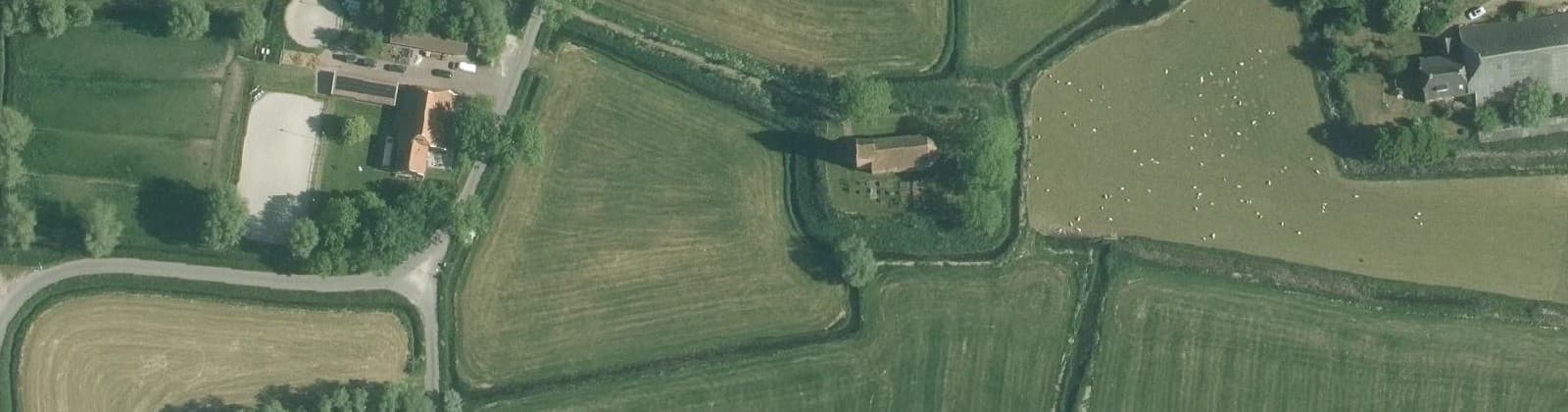 Luchtfoto van Marsum
