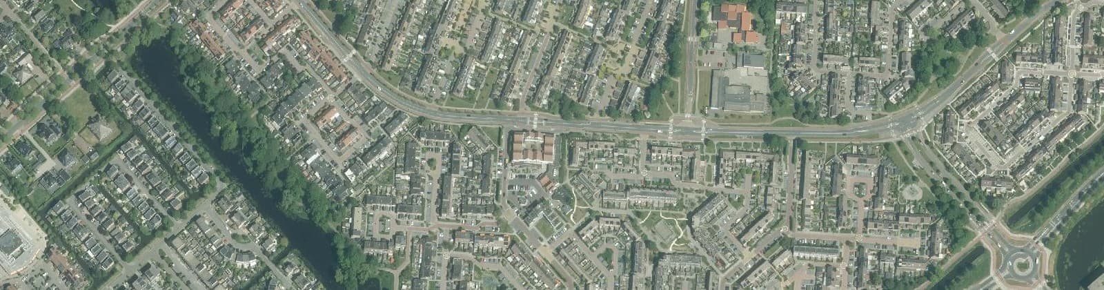 Luchtfoto van Rivierenwijk