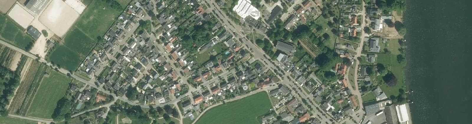 Luchtfoto van Maashees Centrum