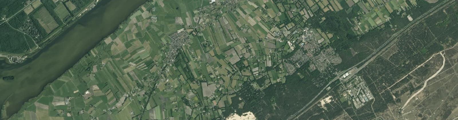 Luchtfoto van Elburg