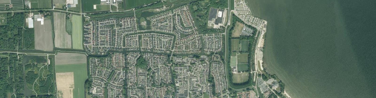Luchtfoto van Enkhuizen