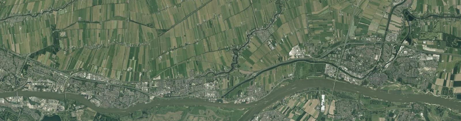 Luchtfoto van Hardinxveld-Giessendam
