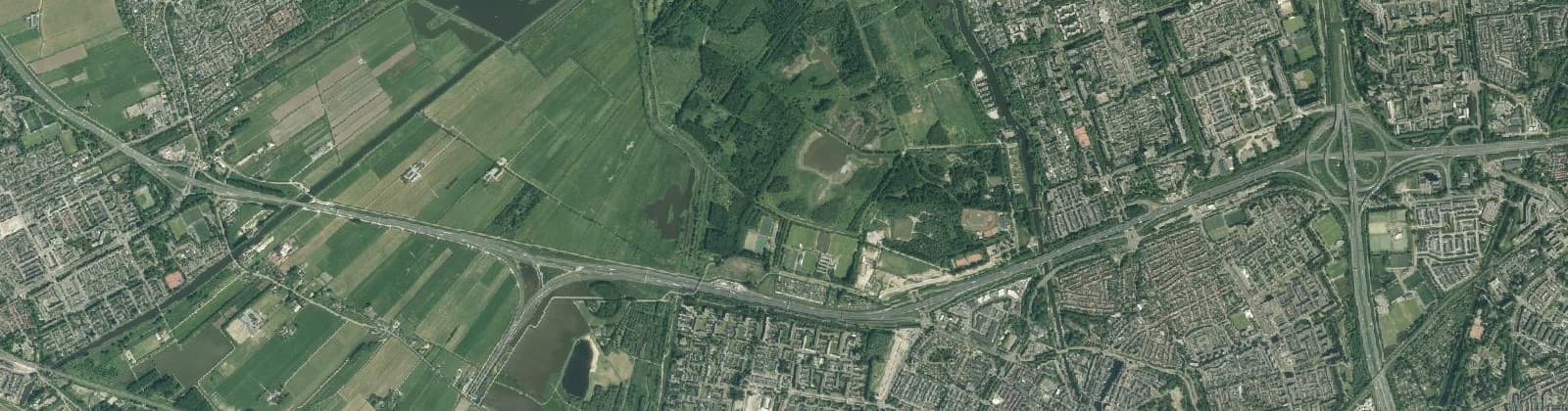 Luchtfoto van Vlaardingen