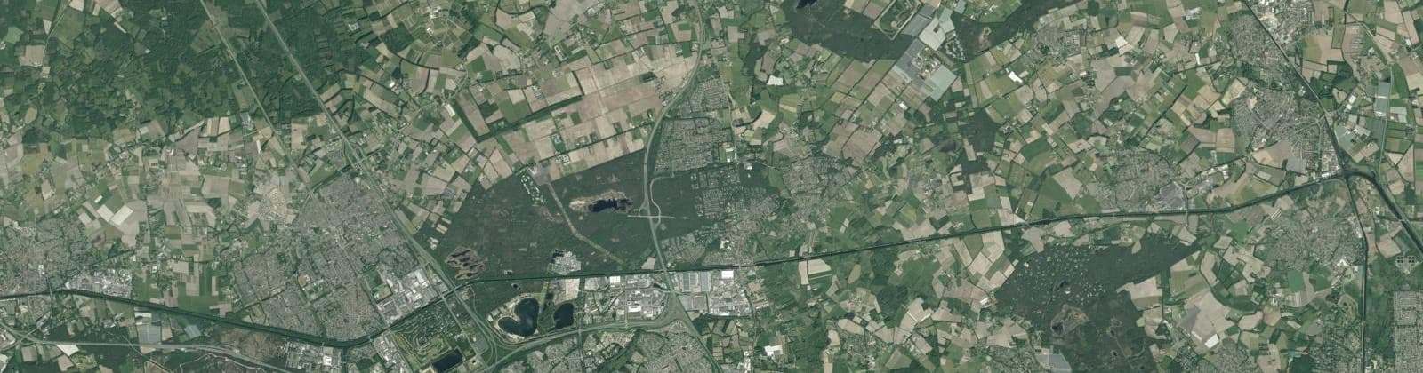 Luchtfoto van Son en Breugel
