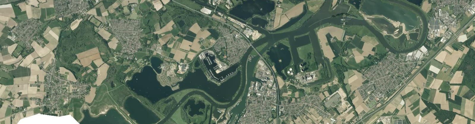 Luchtfoto van Maasgouw