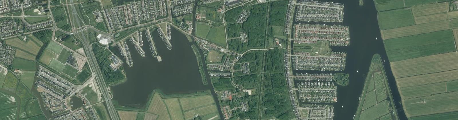 Luchtfoto van Hempens/Teerns & Zuiderburen