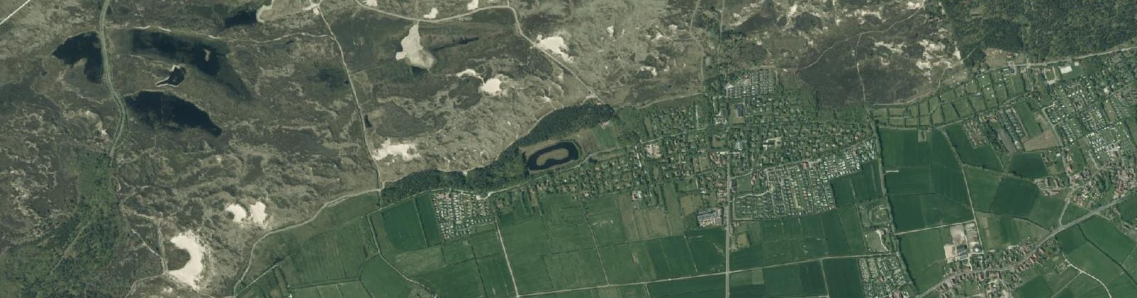 Luchtfoto van Wijk 01 Midsland