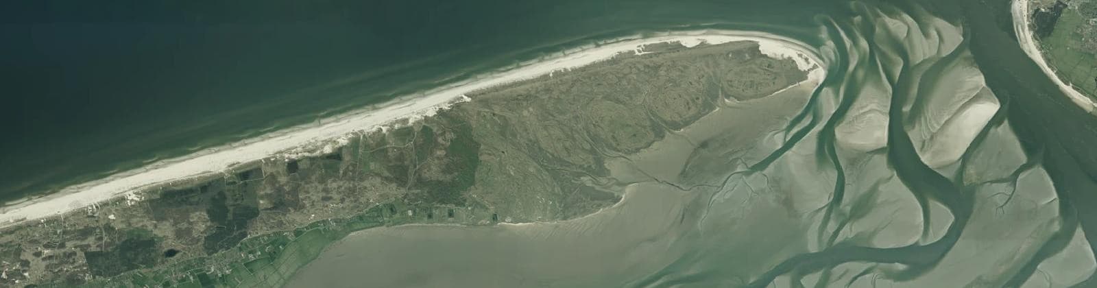 Luchtfoto van Wijk 05 Oosterend