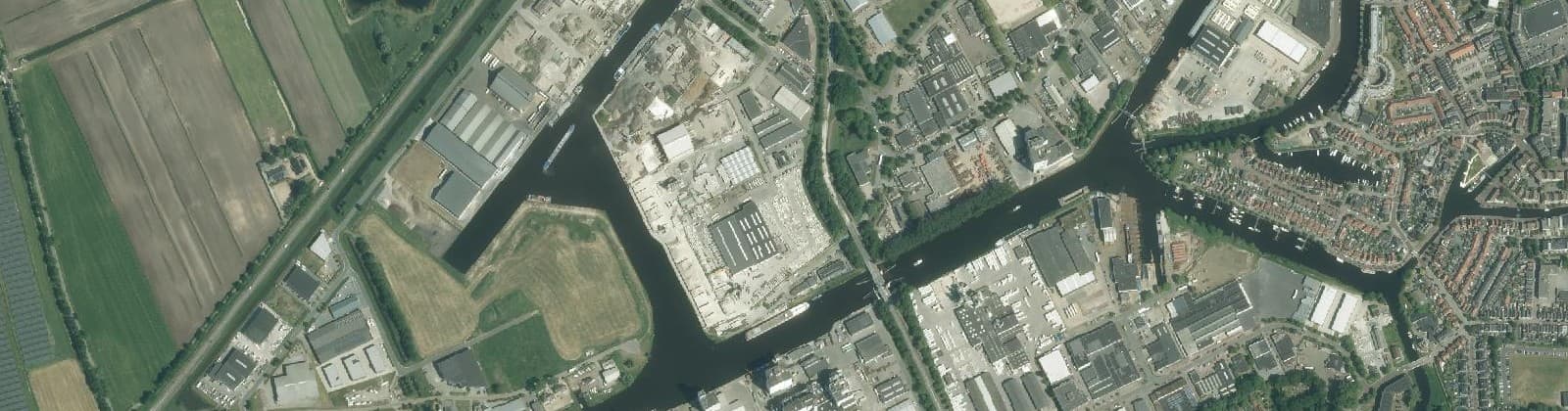 Luchtfoto van Industrie Oevers