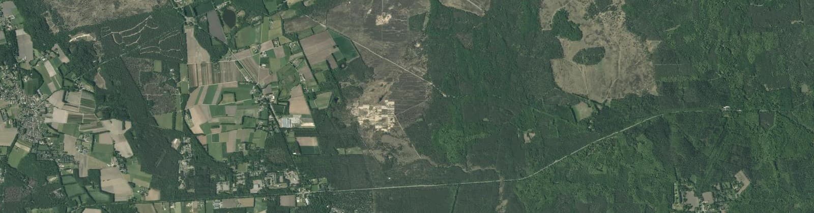 Luchtfoto van Uddel en omgeving