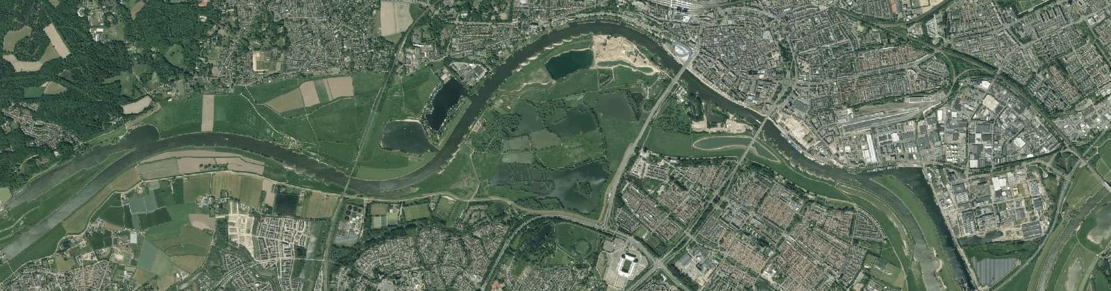 Luchtfoto van Malburgen-West