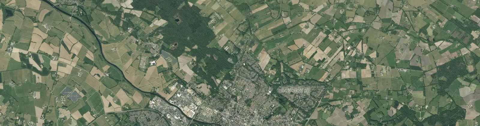 Luchtfoto van Bezelhorst / De Kruisberg / Ijkenberg