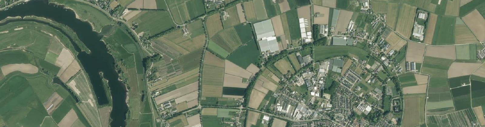 Luchtfoto van Wijk 01 Ammerzoden