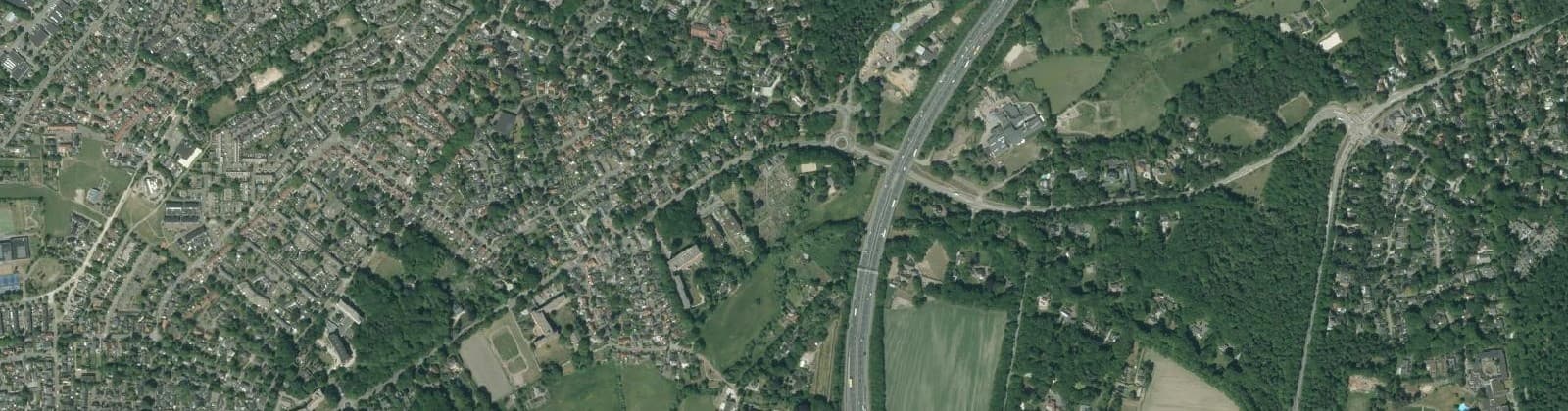 Luchtfoto van Heelsum ten westen van de rijksweg