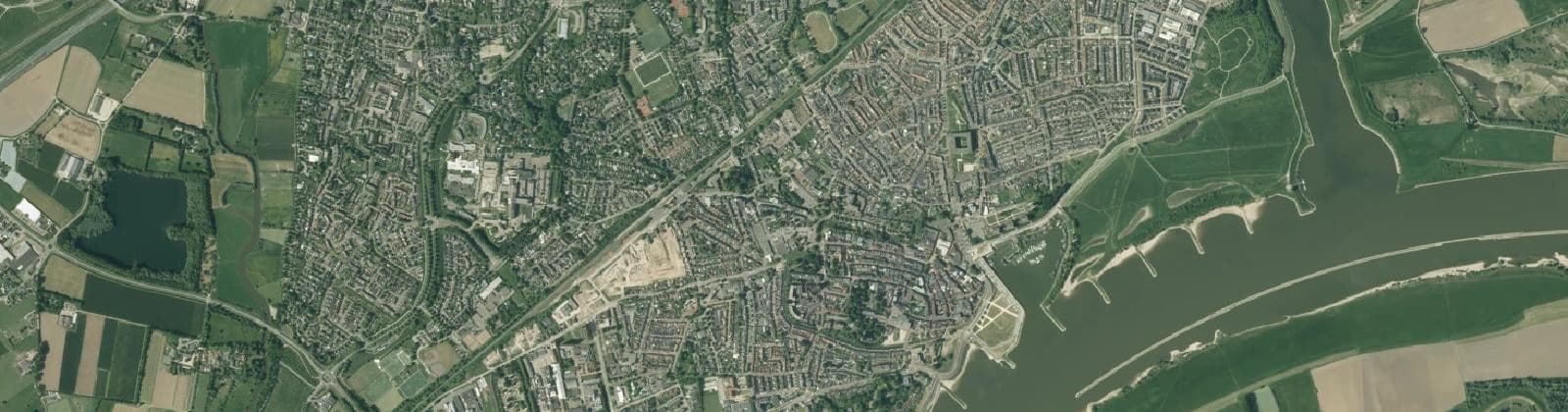 Luchtfoto van Tiel kern