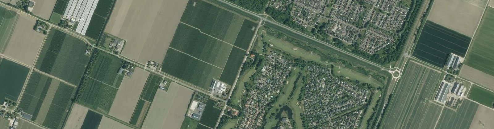 Luchtfoto van Wijk 04 Dronten Zuid