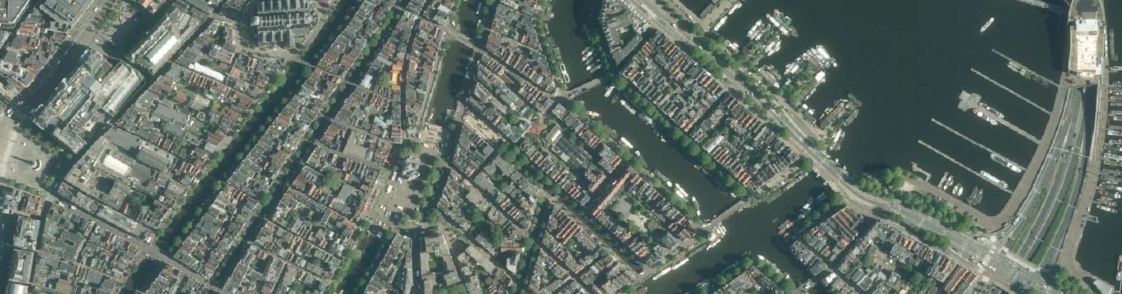 Luchtfoto van Nieuwmarkt/Lastage
