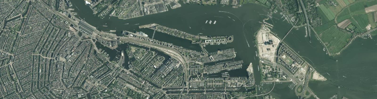 Luchtfoto van Oostelijk Havengebied
