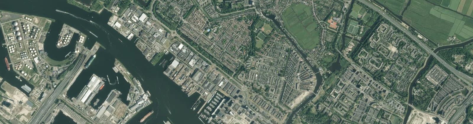 Luchtfoto van Tuindorp Oostzaan
