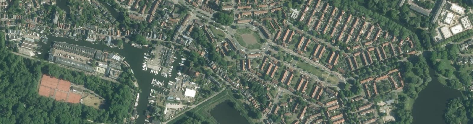 Luchtfoto van Tuindorp Nieuwendam