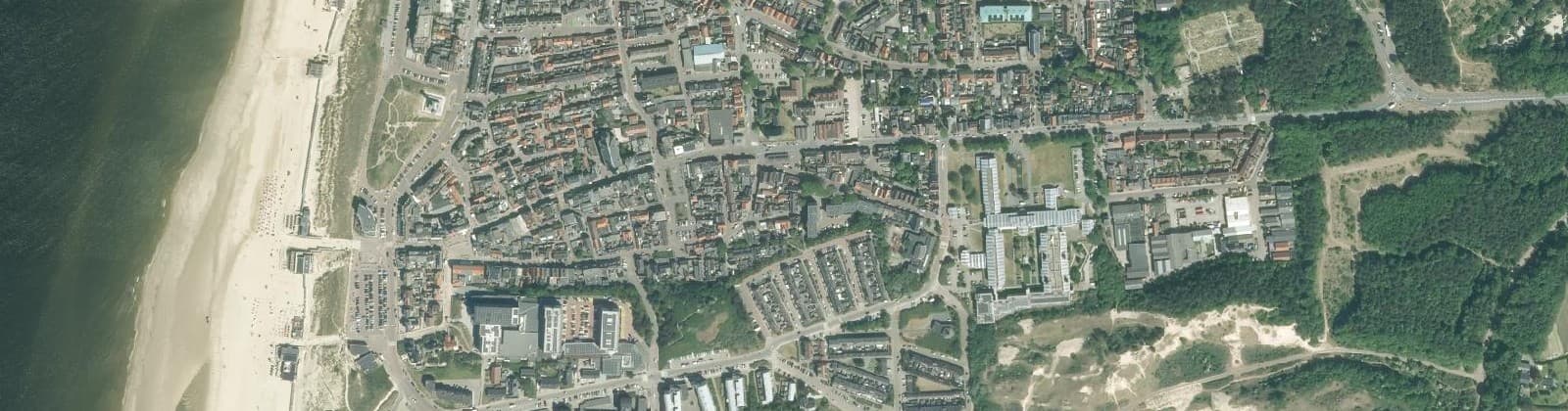 Luchtfoto van Wijk 04 Egmond aan Zee