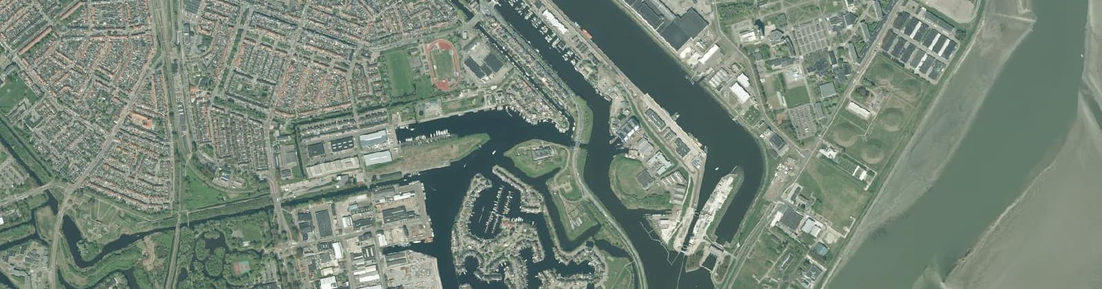 Luchtfoto van Wijk 01 Stad binnen de Linie-Oost