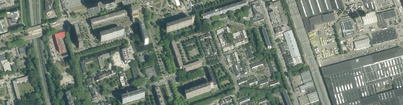 Luchtfoto van Wijk 24 Voorhof