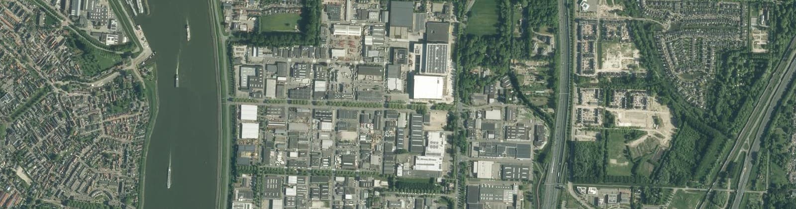 Luchtfoto van Wijk 19 Industriegebied West