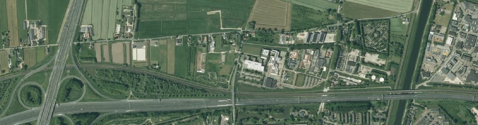 Luchtfoto van Wijk 16 schotdeuren