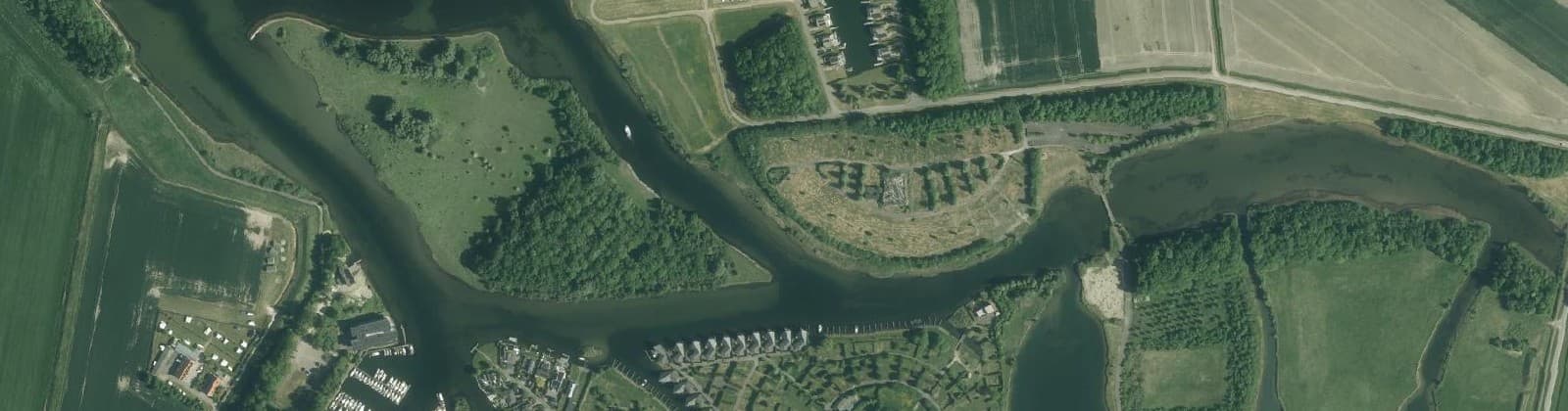 Luchtfoto van Oranjeplaat