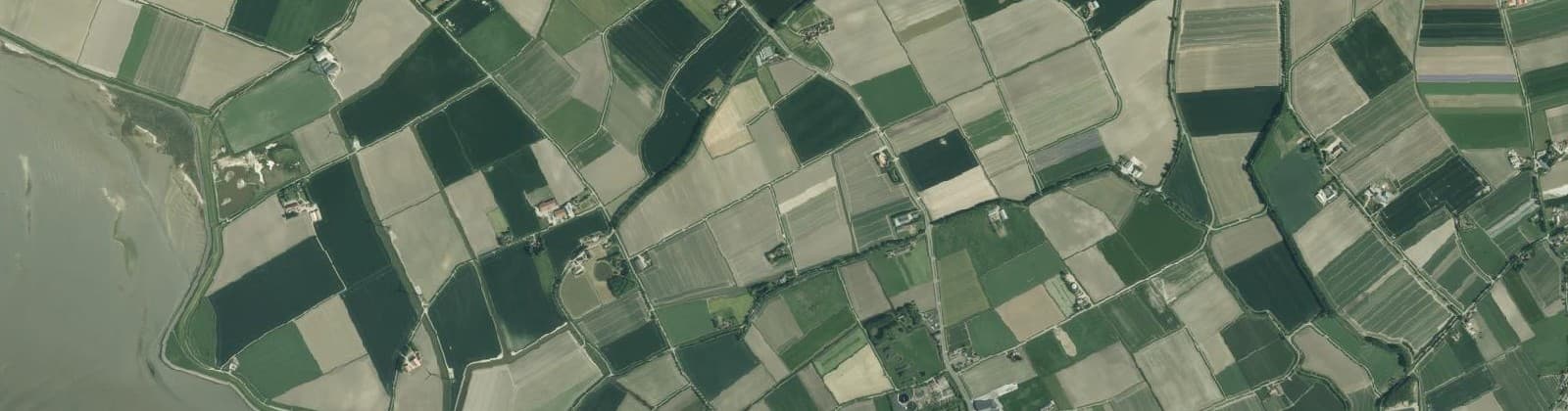 Luchtfoto van Sint-Maartensdijk