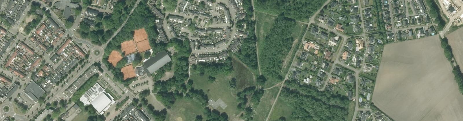 Luchtfoto van Asten oost