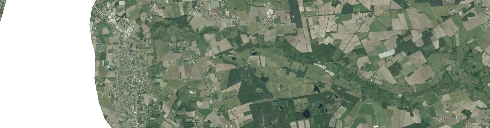Luchtfoto van Castelré