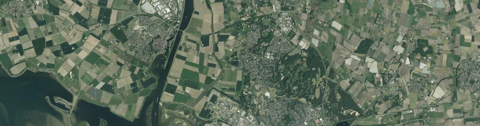 Luchtfoto van Wijk 04 Halsteren